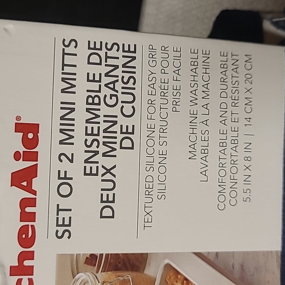 KitchenAid Mini Mitts - Picture 3 of 8